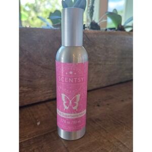 Scentsy Pink Sugarberry Mint Room Spray